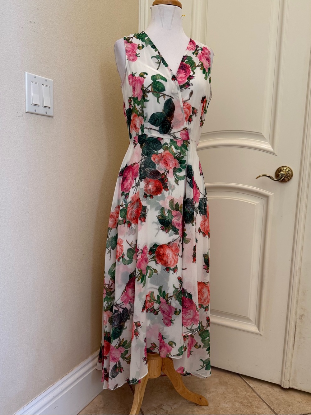 New - Calvin Klein sheer red/ green floral maxi  wrap dress